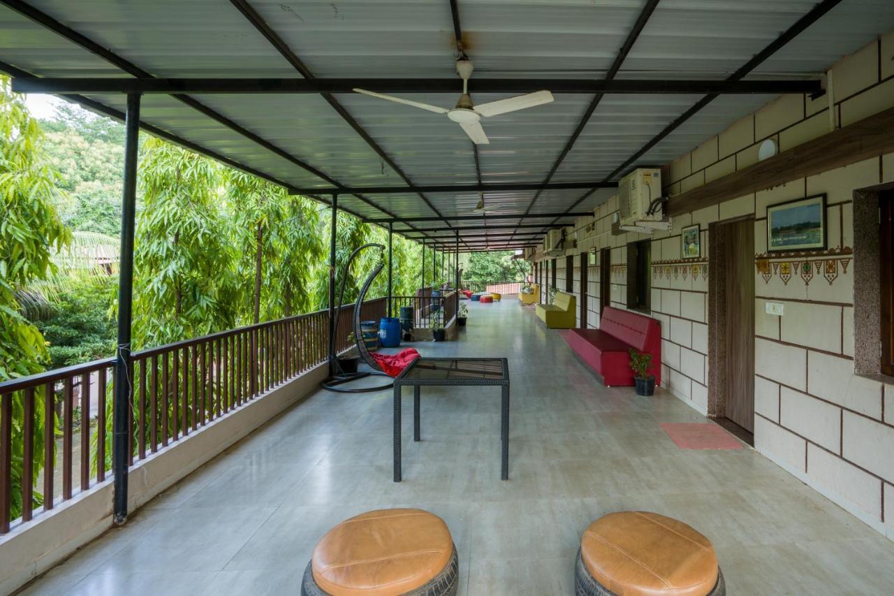 Vananchal Resort Jambughoda エクステリア 写真