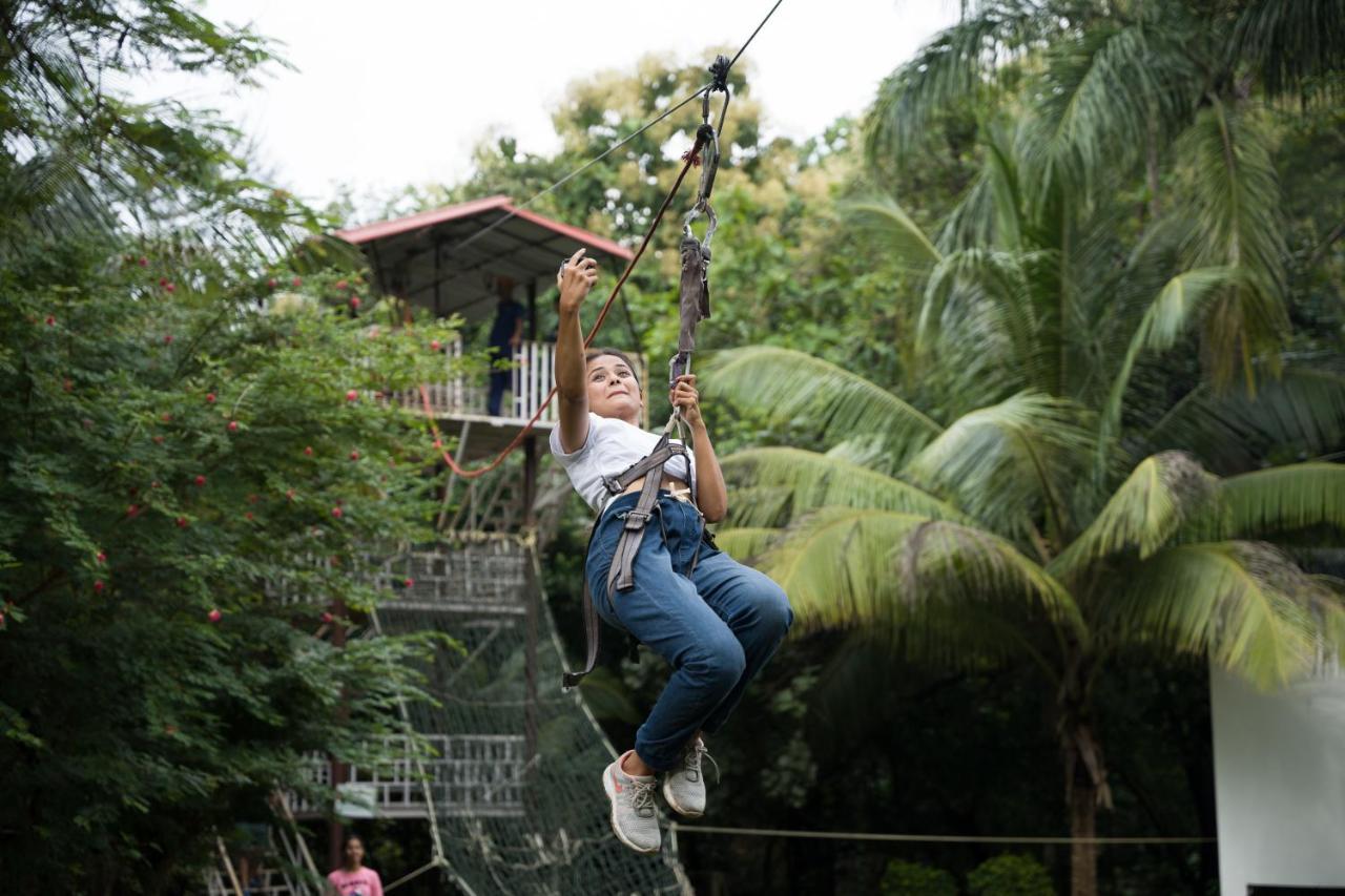 Vananchal Resort Jambughoda エクステリア 写真