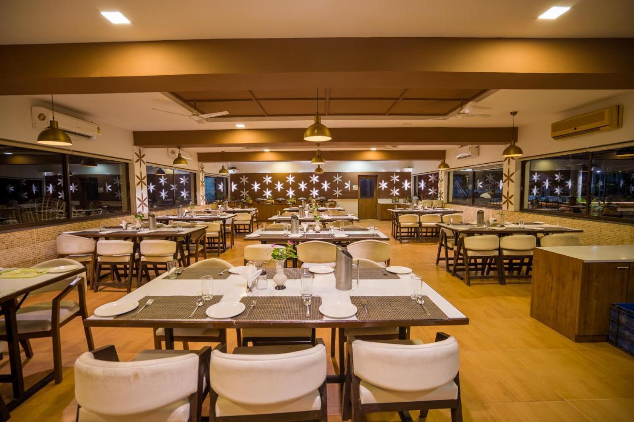 Vananchal Resort Jambughoda エクステリア 写真